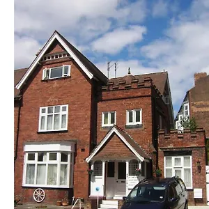https://studio3-ave-house.yorkshirehotels.net